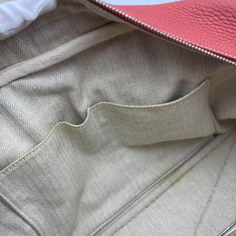 Hermes愛馬仕victoric維多利亞單肩包，框O，配件塵袋吊牌鎖鑰匙，尺寸36*12*23-10