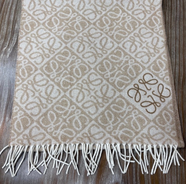 2025新款 Loewe anagram scarf 羅意威圍巾頸巾 奶茶沙色-0