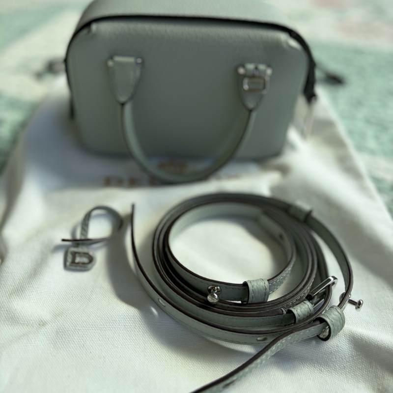 Delvaux coolbox nano 雲朵藍-3