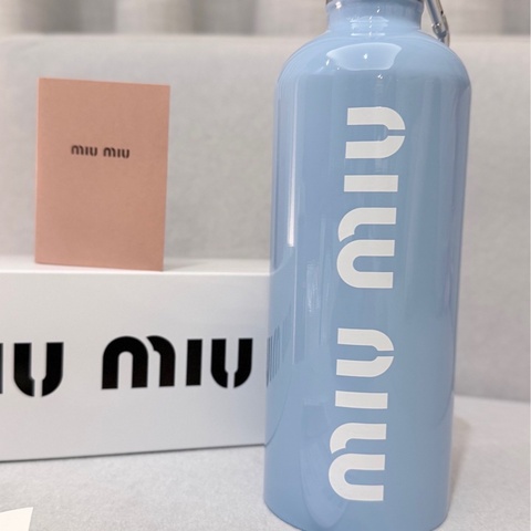 miu miu 500毫升不鏽鋼水壺