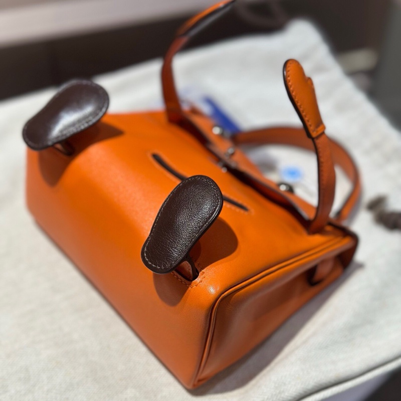 愛馬仕Hermes 千禧娃娃kelly doll 愛馬仕橙 收藏款 框D 好價帶走-4