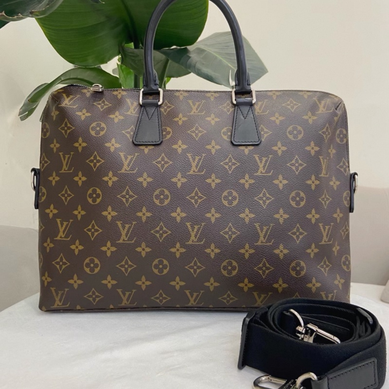 Louis Vuitton • 經典老花公文包💼-1