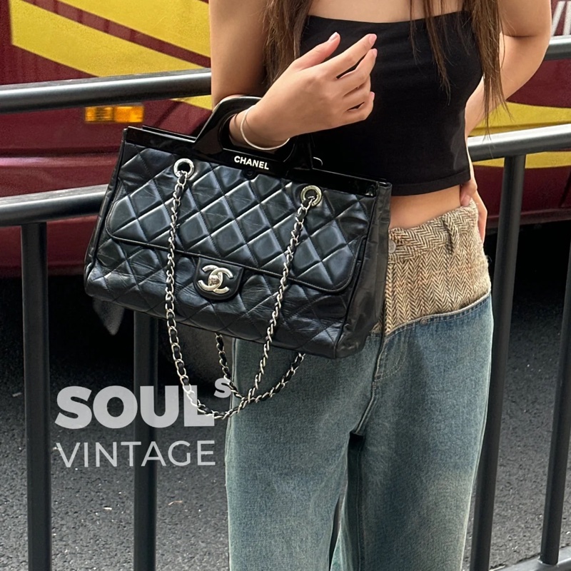 Chanel • 高稀黑銀油臘牛皮壓克力手柄衣架包 小號-4