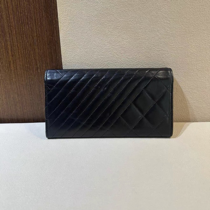 Chanel • 孟買系列 黑銀油臘牛皮長夾 #可加鏈條變Woc-2