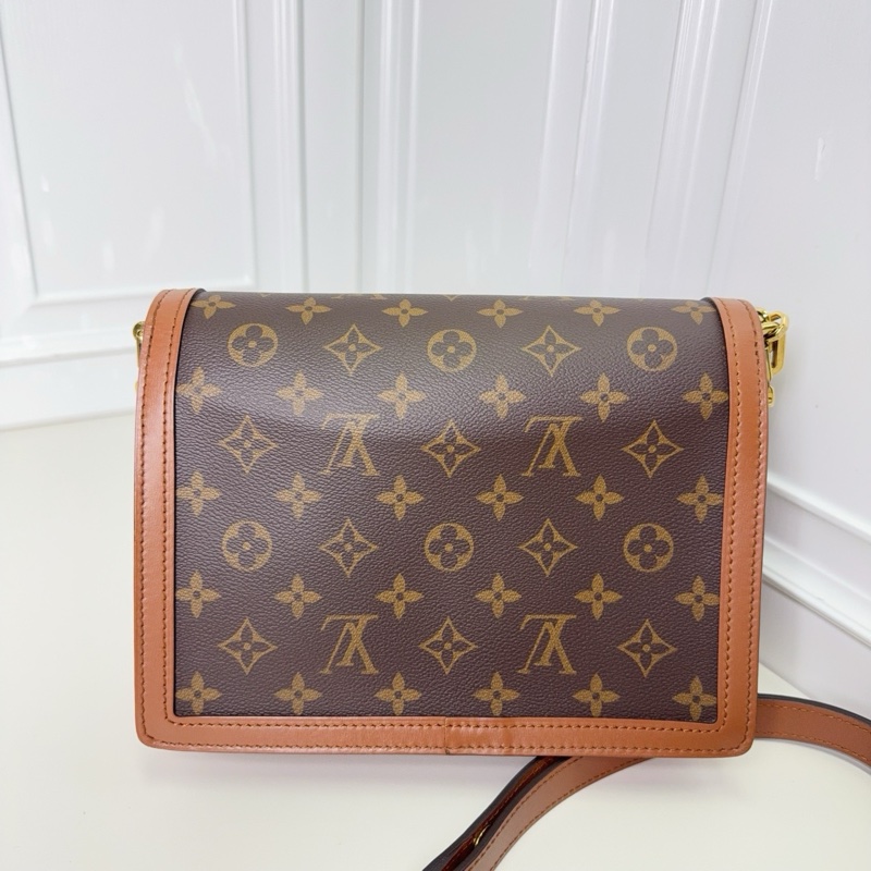 LV芯片款達芙妮中號鏈條包-1