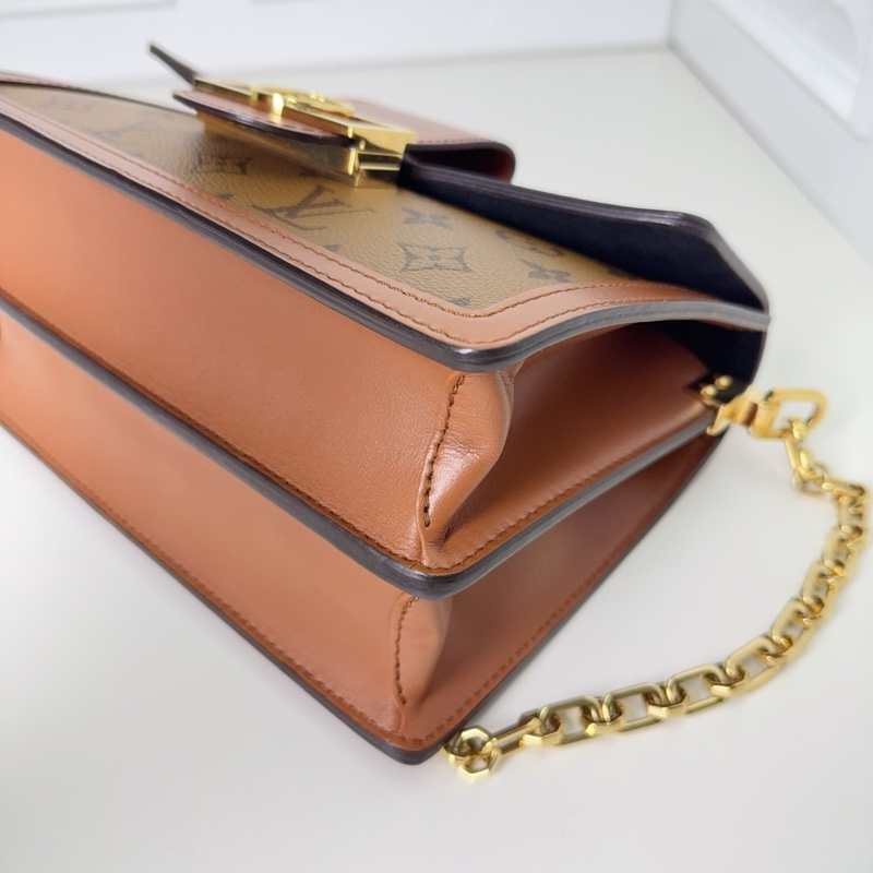 LV芯片款達芙妮中號鏈條包-6