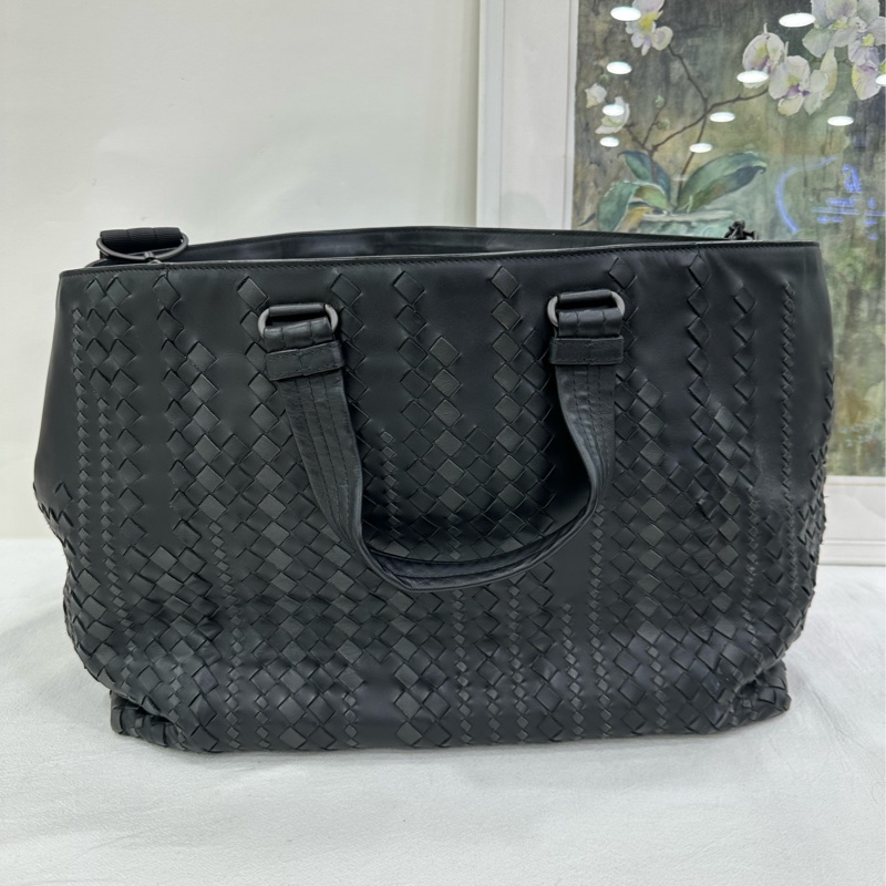 BV葆蝶家 黑色編織手提包-1