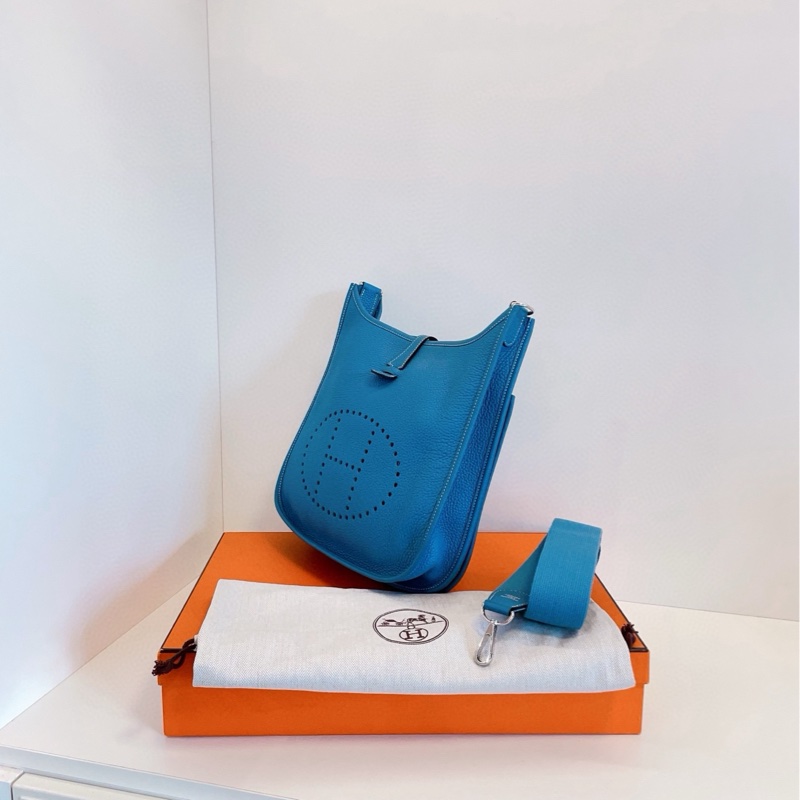 【98新🆕全套帶盒 】Hermes Evelyne 29 牛仔藍銀扣 斜挎包 單肩包-2
