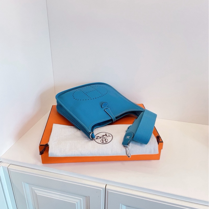【98新🆕全套帶盒 】Hermes Evelyne 29 牛仔藍銀扣 斜挎包 單肩包-4