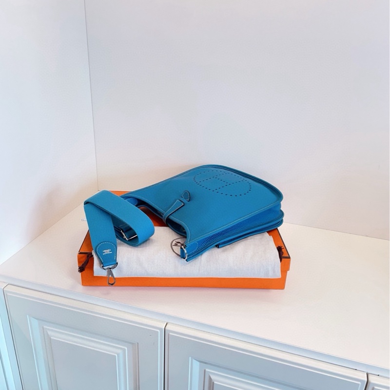【98新🆕全套帶盒 】Hermes Evelyne 29 牛仔藍銀扣 斜挎包 單肩包-5