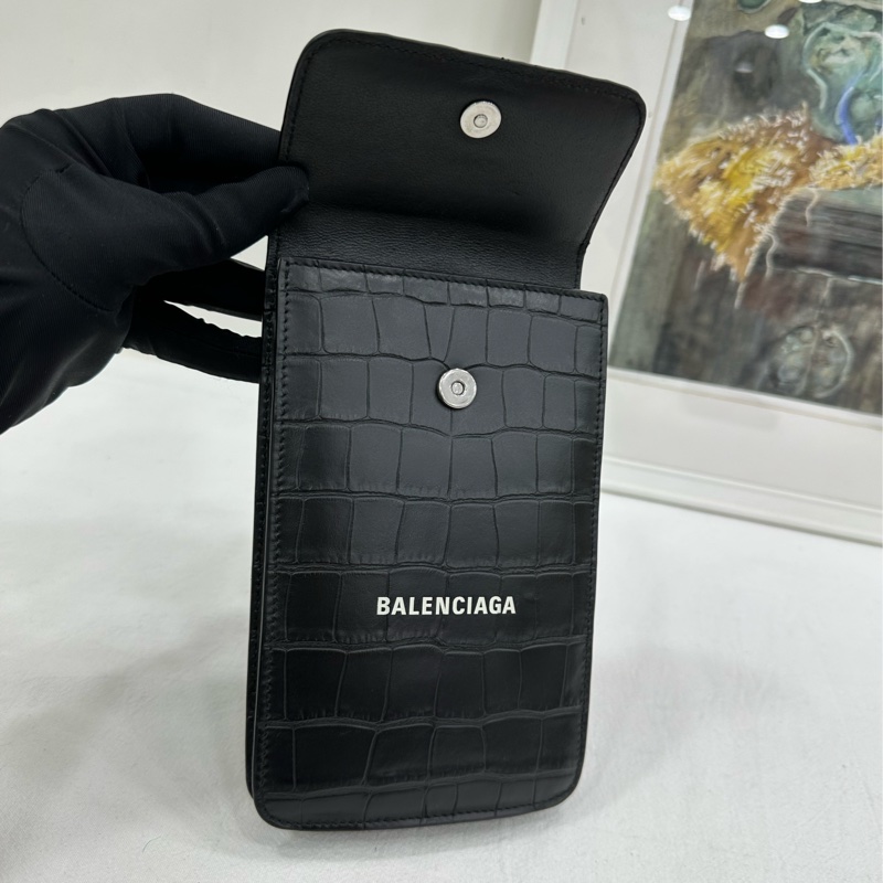 Balenciaga巴黎世家鱷壓手機包-5