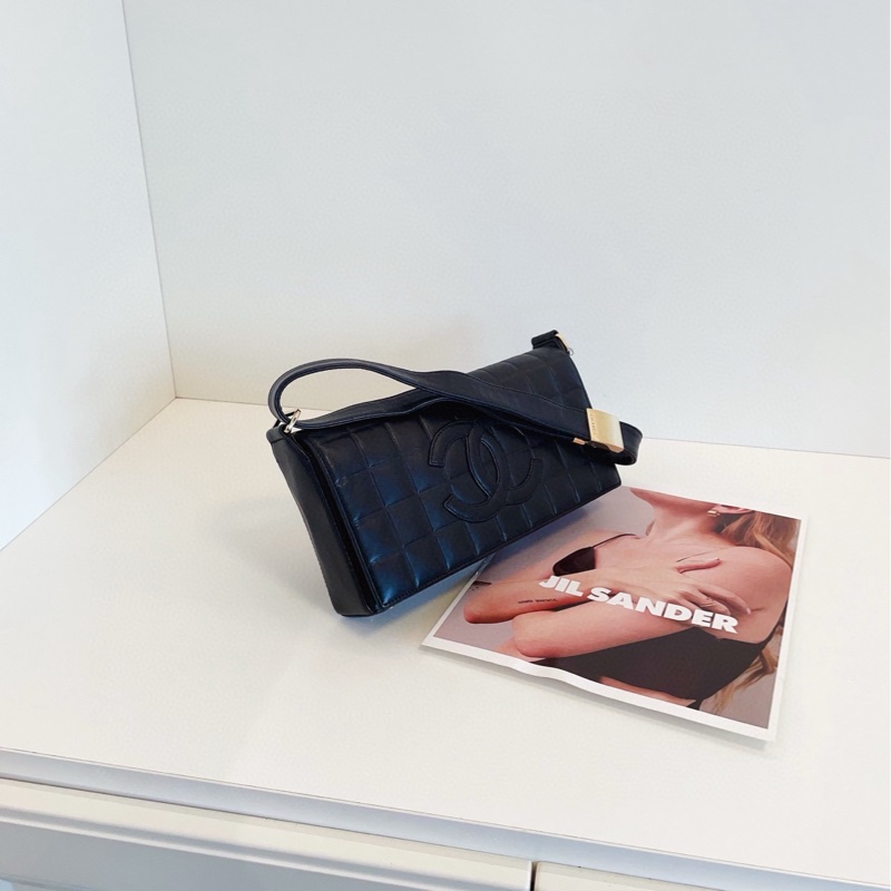 【98新🆕】Chanel 中古黑金橫版 冰格腋下包 經典縫線logo 手提包 單肩包-2