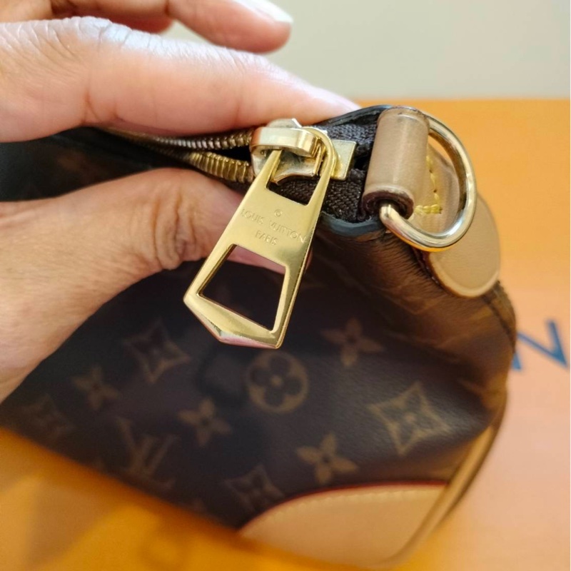 Louis Vuitton（路易威登）「牛角包」Boulogne 系列晶片款-13