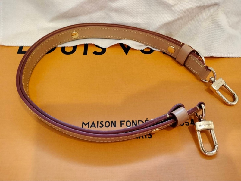 Louis Vuitton（路易威登）「牛角包」Boulogne 系列晶片款-24