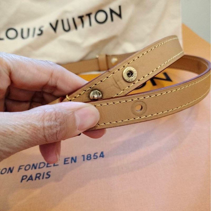 Louis Vuitton（路易威登）「牛角包」Boulogne 系列晶片款-32