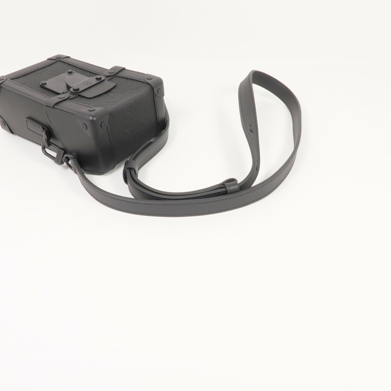 LOUIS VUITTON Monogram Taurillon Vertical Trunk肩背袋-4