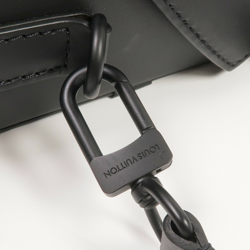 LOUIS VUITTON Monogram Taurillon Vertical Trunk肩背袋-10