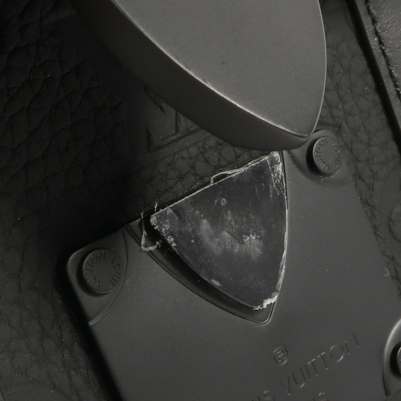 LOUIS VUITTON Monogram Taurillon Vertical Trunk肩背袋-11