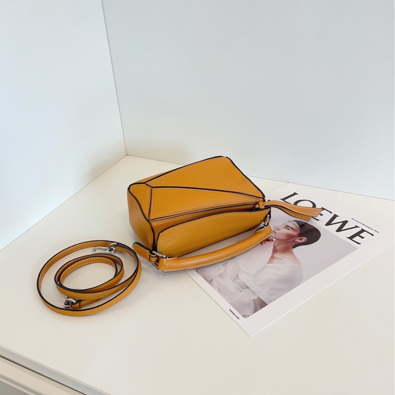 【99閒置🆕】Loewe mini puzzle荔枝皮 黃棕色 迷你幾何包手提包 斜挎包 單肩包-4