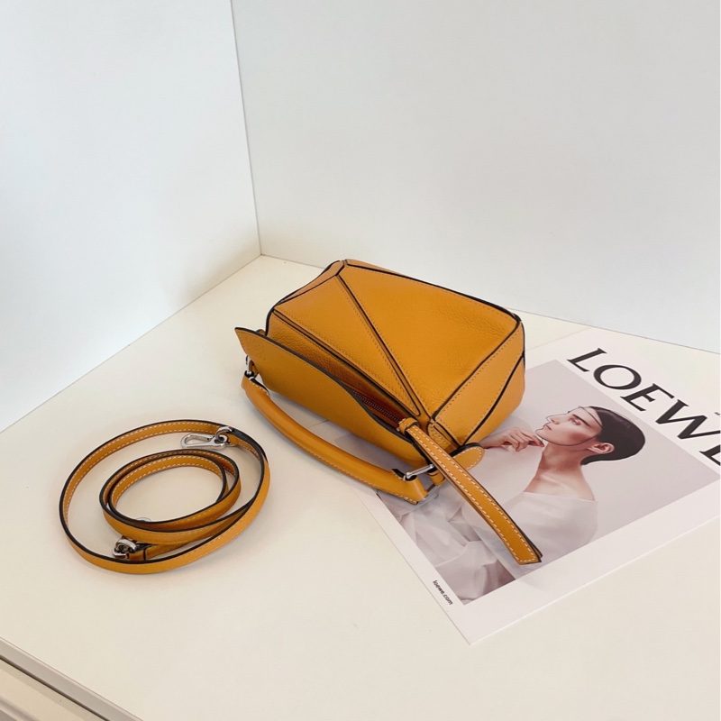 【99閒置🆕】Loewe mini puzzle荔枝皮 黃棕色 迷你幾何包手提包 斜挎包 單肩包-5