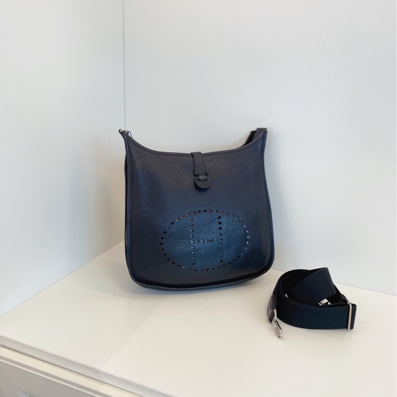 【98新🆕】Hermes Evelyne33 伊芙琳黑色銀扣 金剛色 斜挎包 單肩包-0