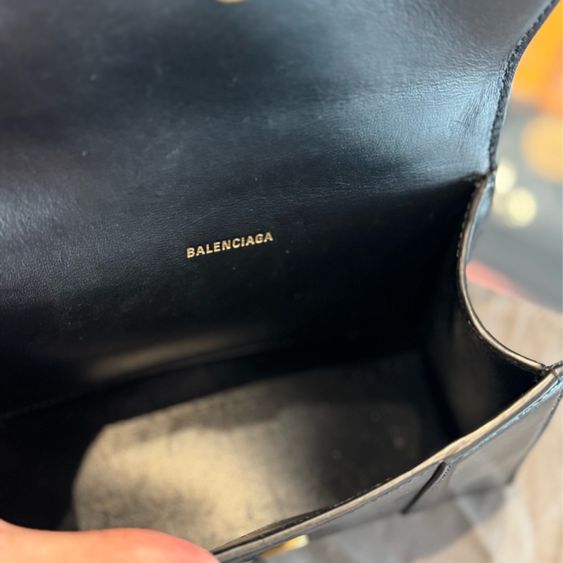 Balenciaga 亮面牛皮沙漏包-6