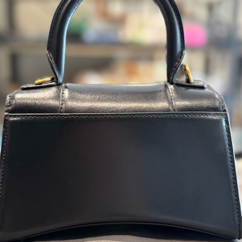 Balenciaga 亮面牛皮沙漏包-8