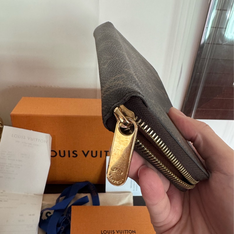 Lv皮夾 容量超多 保存如新 日本購入 M42616-5