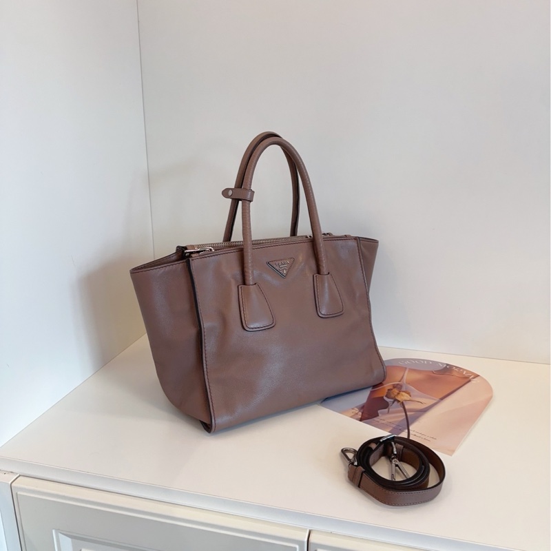 【98新🆕】Prada 經典大地色蝙蝠包手提包 單肩包-2