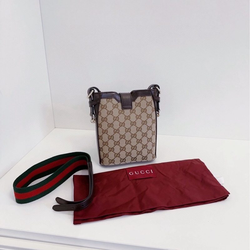 【閒置🆕】Gucci SS24年新款走秀款 棕色老花 寬肩帶硬水桶 斜挎包 單肩包-1