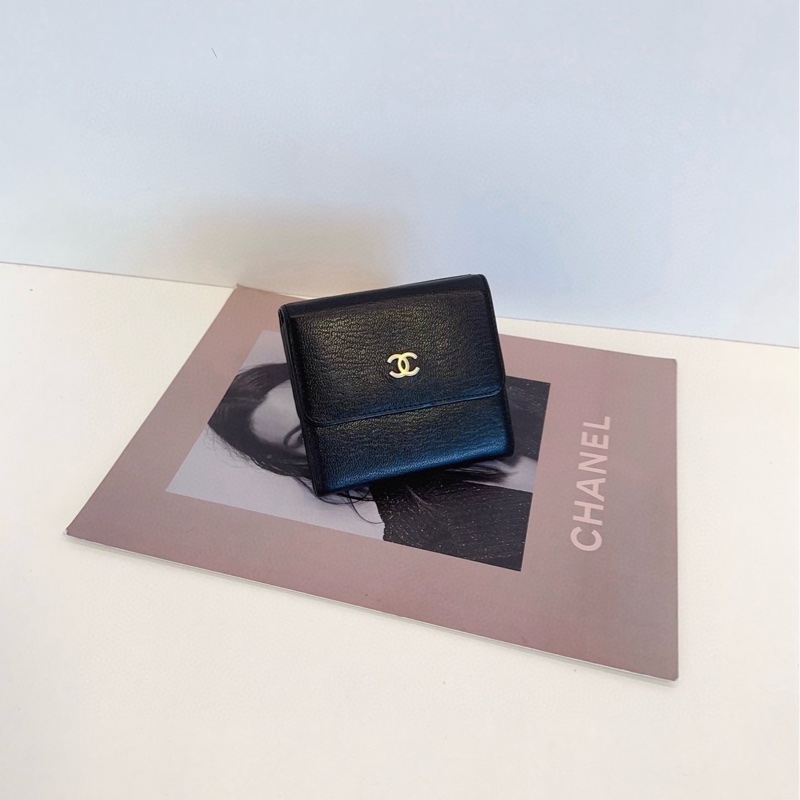 【98新🆕】Chanel 黑金 三折雙層 短款錢包 卡包 錢夾-0
