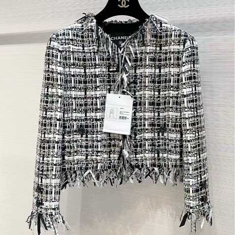 ⭐️ Chanel Jacket 外套