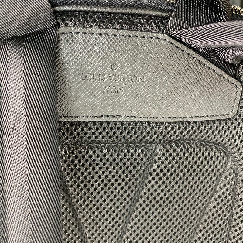 △ Louis Vuitton 路易威登 Black Taiga Leather Avenue Backpack M30977 黑色防刮小牛皮背包 - 257021459-22