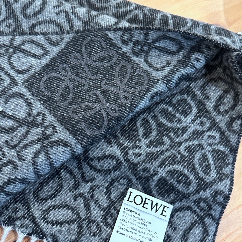 【全🆕】 LOEWE Anagram scarf羊絨羊毛刺繍圍巾頸 巾女款 深灰色-2