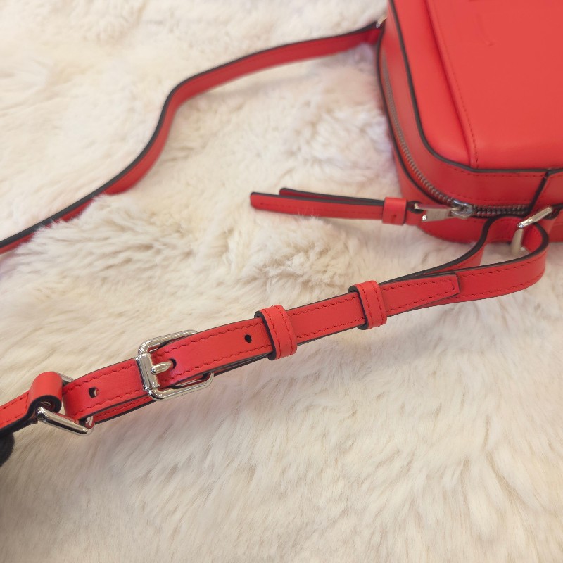 Tod's mini 相機包 展示品-4