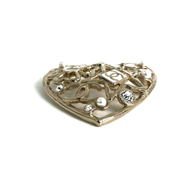 ☆Chanel香奈兒 Gold Tone Metal Faux Pearl Heart Brooch L25P 金色金屬仿珍珠心形胸針 L25P -257021392-1