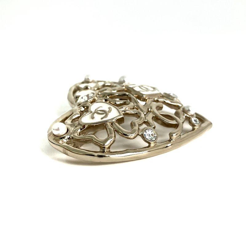 ☆Chanel香奈兒 Gold Tone Metal Faux Pearl Heart Brooch L25P 金色金屬仿珍珠心形胸針 L25P -257021392-4
