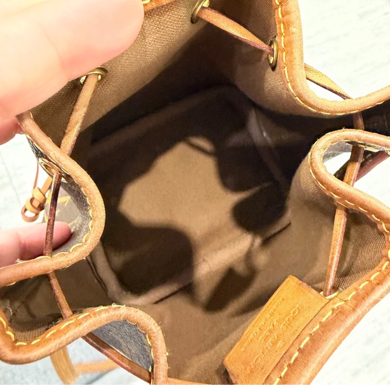 Lv 經典老花小水桶-4
