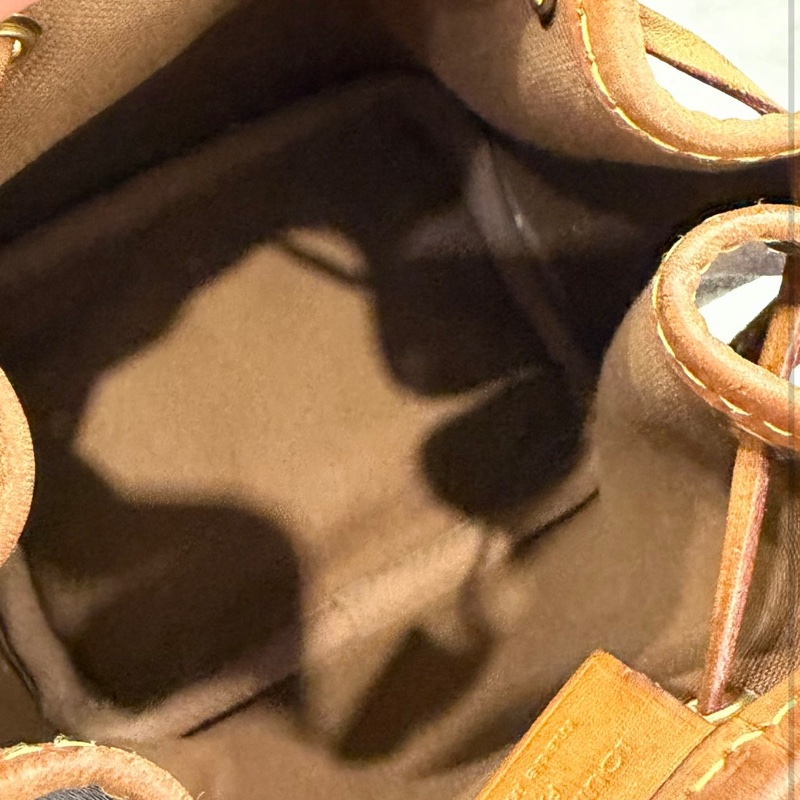 Lv 經典老花小水桶-17