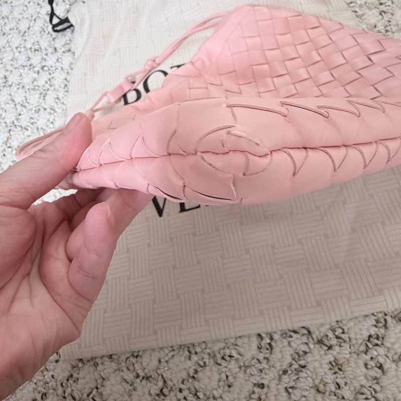 BV 🎀超粉嫩 束口小袋 可上肩/手提-9