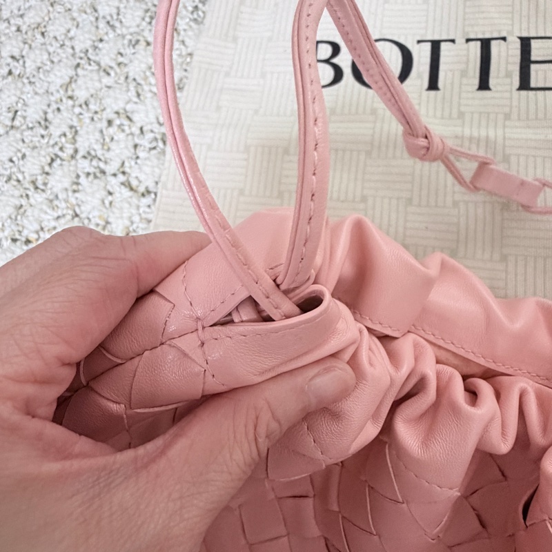 BV 🎀超粉嫩 束口小袋 可上肩/手提-19