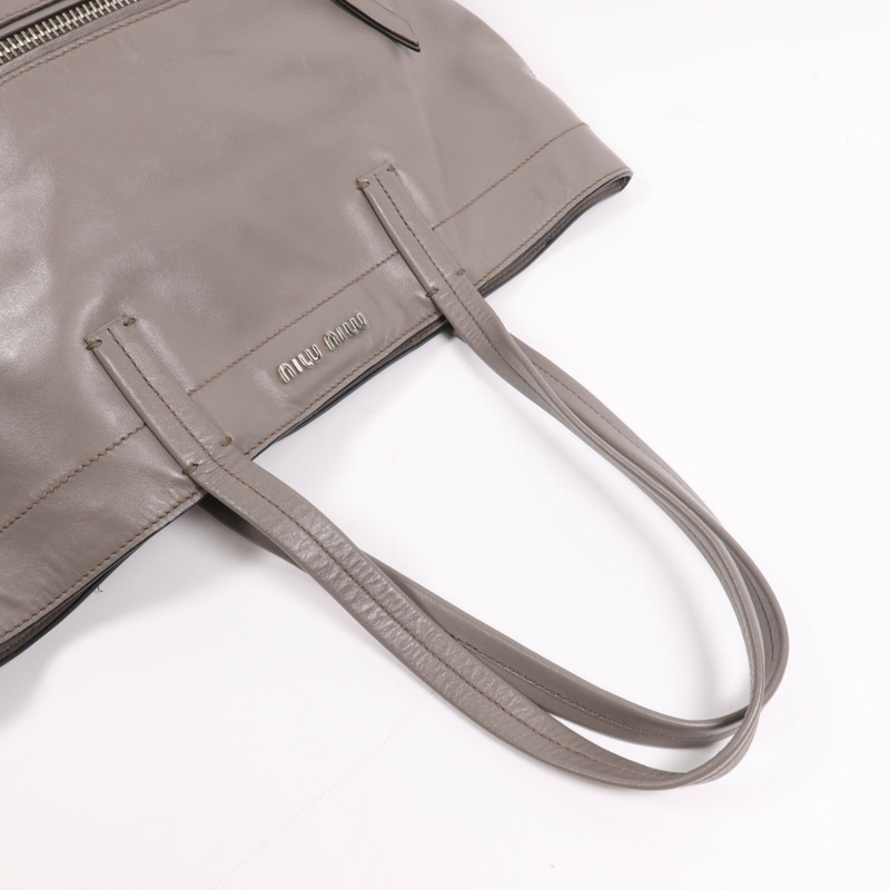 Miu Miu 牛皮皮革Tote Bag銀扣手挽袋-8