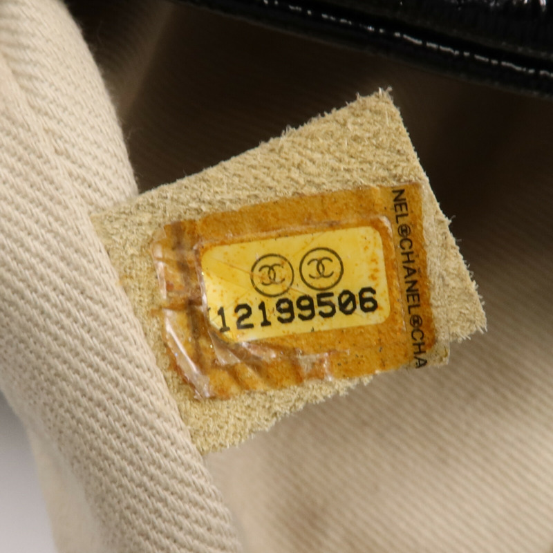 CHANEL 漆皮皮革Chain Tote金扣鏈帶手挽袋-12