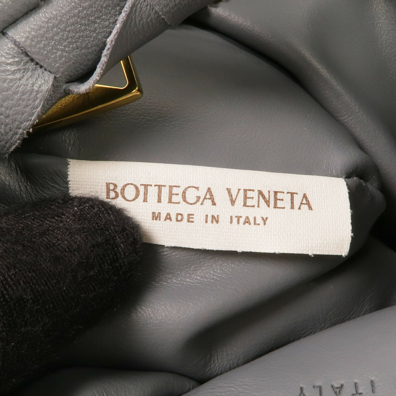 BOTTEGA VENETA 織紋皮革Mini Jodi金扣手挽袋-12