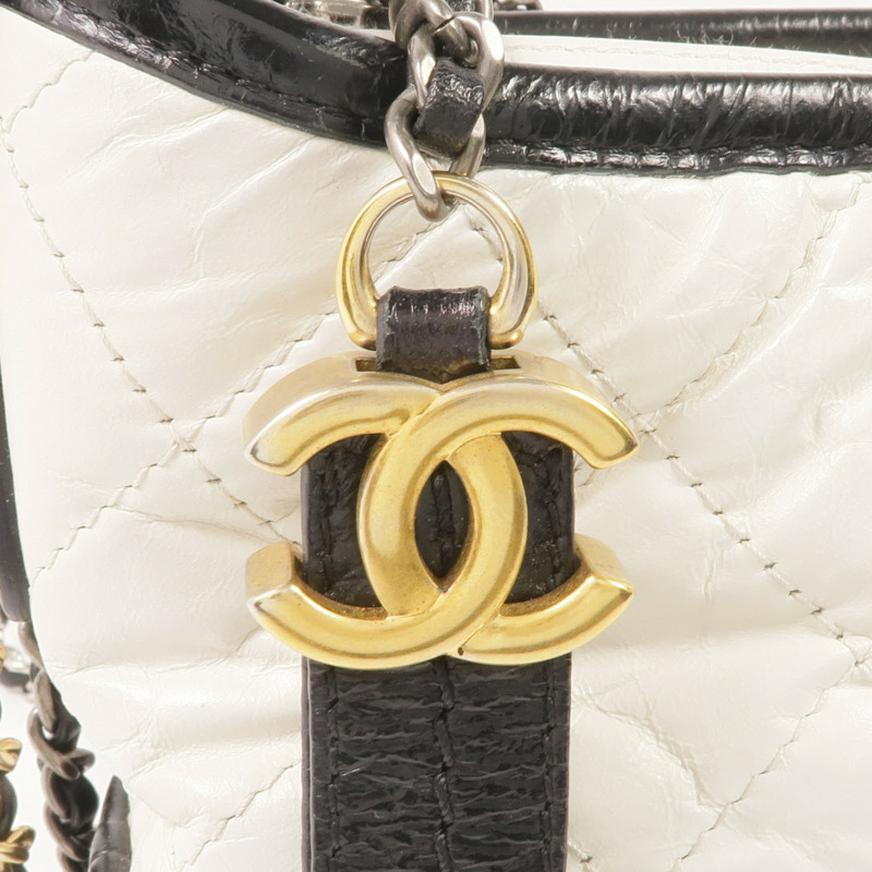 CHANEL 牛皮皮革Gabrielle Small鏈帶肩背袋-9