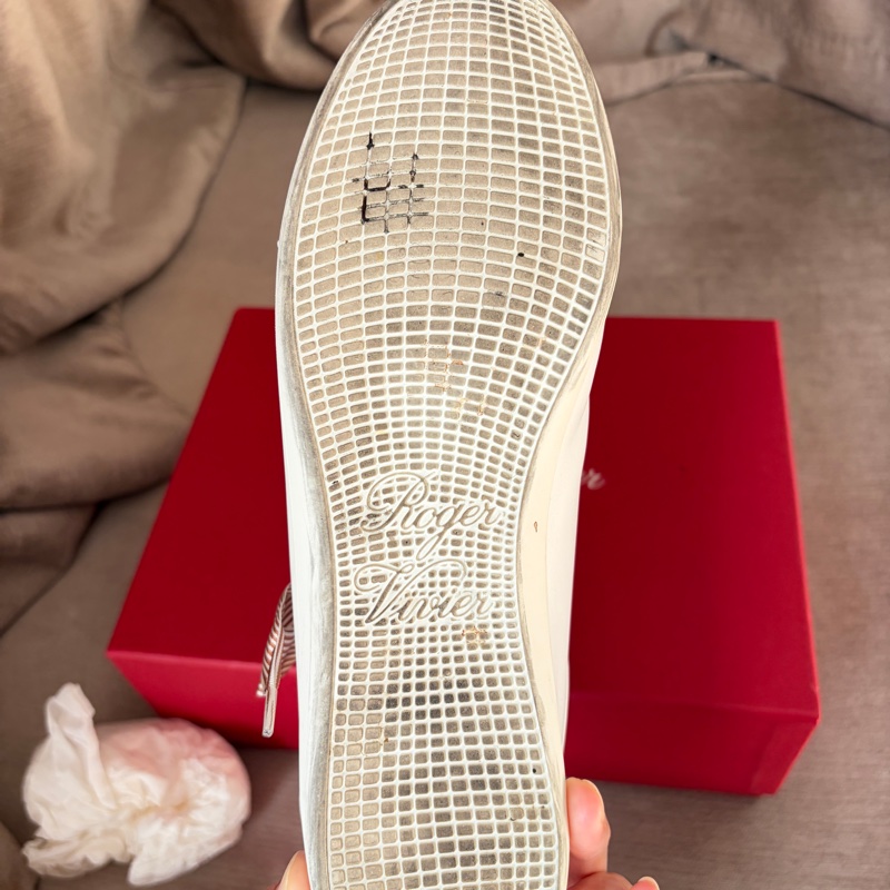 Roger Vivier VIV ÉTIQUETTE 法式優雅小白鞋 緞帶繫帶休閒鞋 白色 EU 39-17