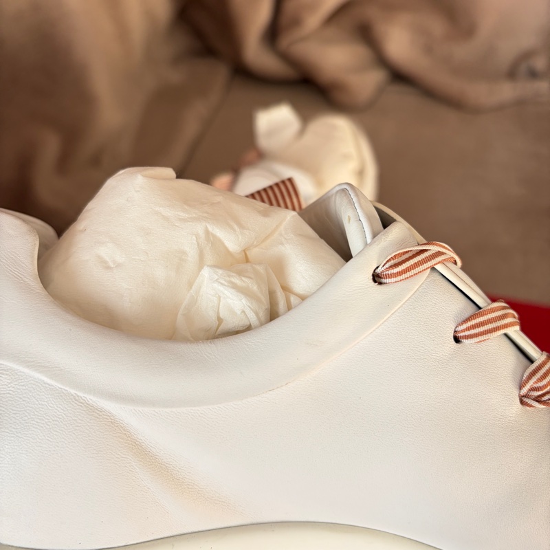 Roger Vivier VIV ÉTIQUETTE 法式優雅小白鞋 緞帶繫帶休閒鞋 白色 EU 39-44