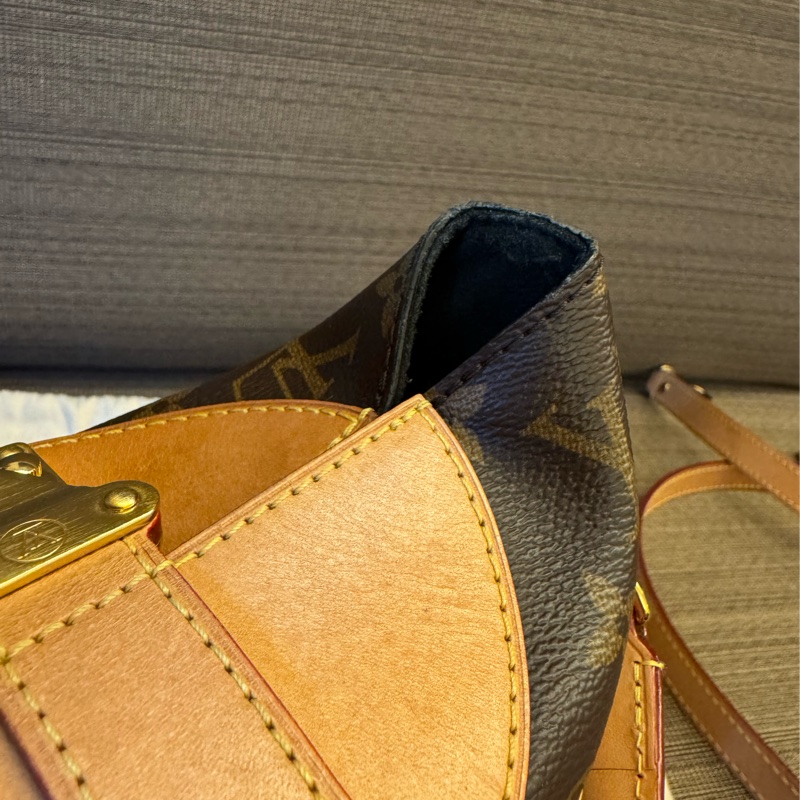LV 薯條包 購證齊全-12