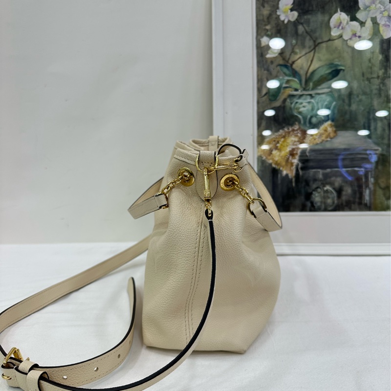 Lv 路易威登 BUNDLE 全皮奶白色 晶片款 單肩斜背包 底長28-3