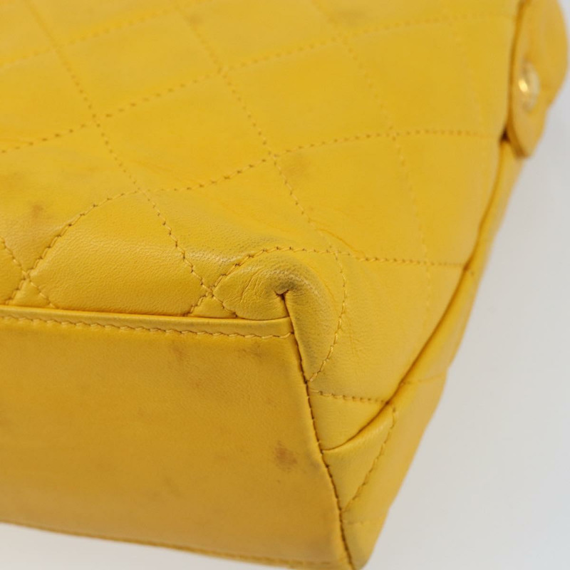 【日本直送】香奈兒 Matelasse 羊皮單肩包，黃金色，CC 標誌，正品編號 150813-15